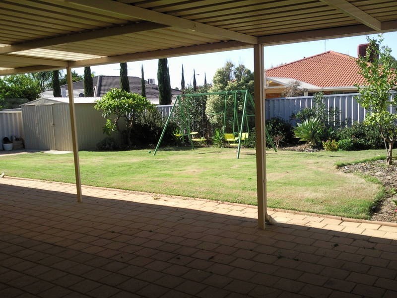 53 Balladong Loop, Carramar WA 6031