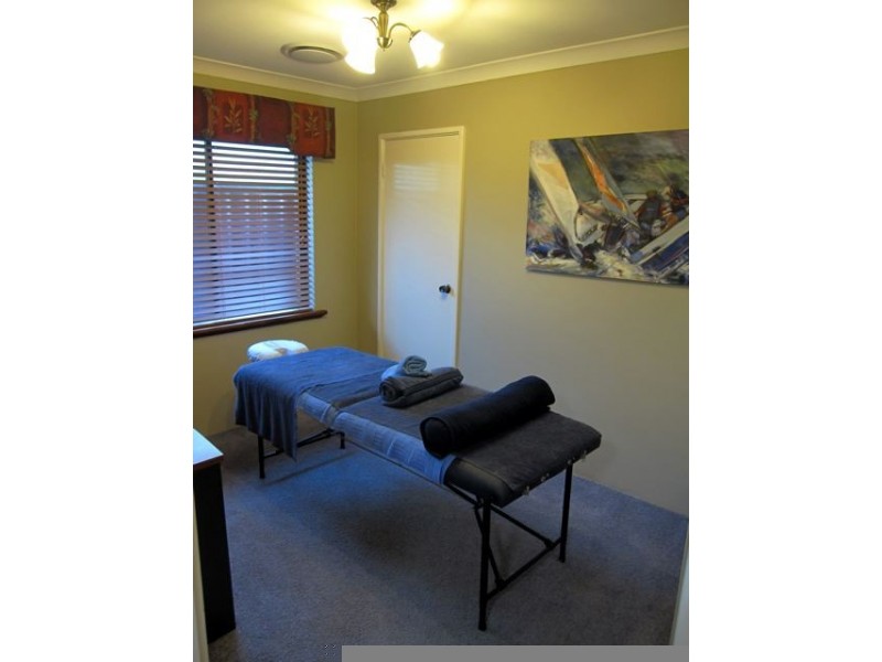 38 Pathfinder Road, Padbury WA 6025