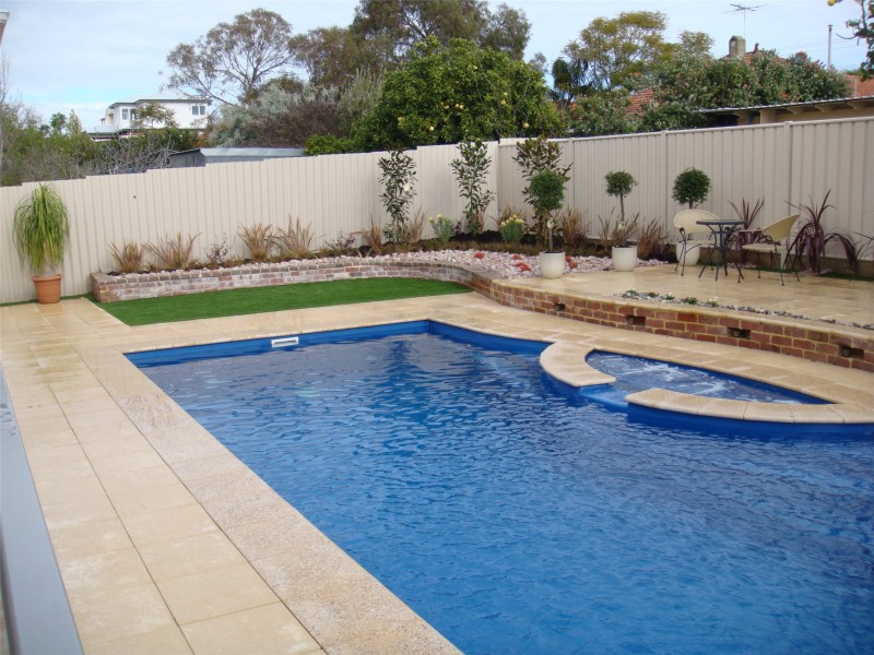 14 Gilbert Street, Bayswater WA 6053