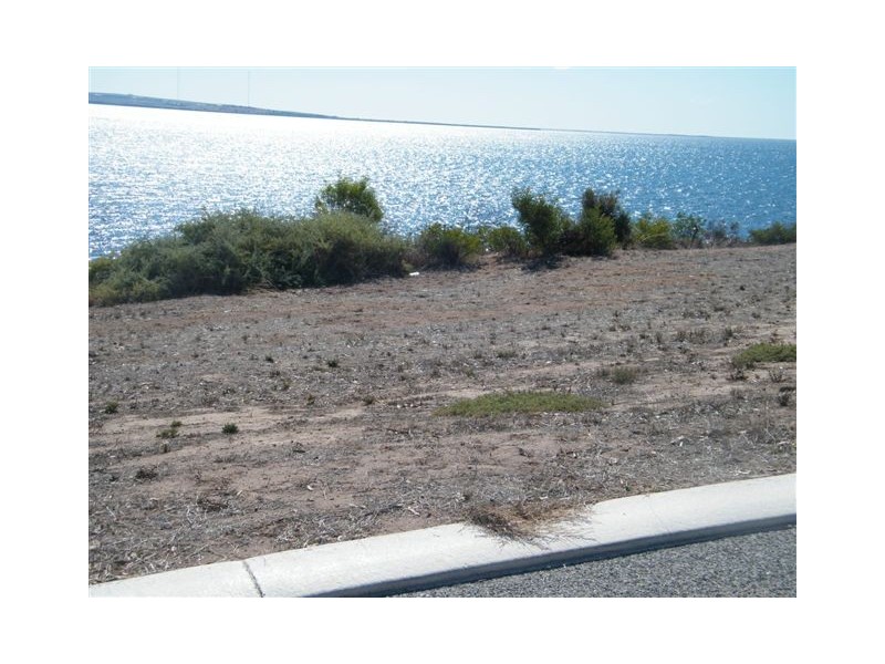 1,2,& 3 Edgewater Close, Streaky Bay SA 5680