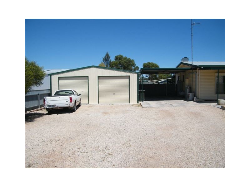 4 Redding Rd, Streaky Bay SA 5680