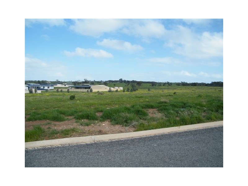 15 Herbert Edwards Dve, Streaky Bay SA 5680