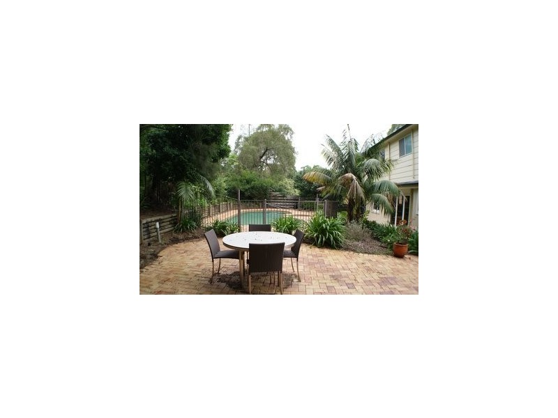 25 Waipori, St Ives NSW 2075