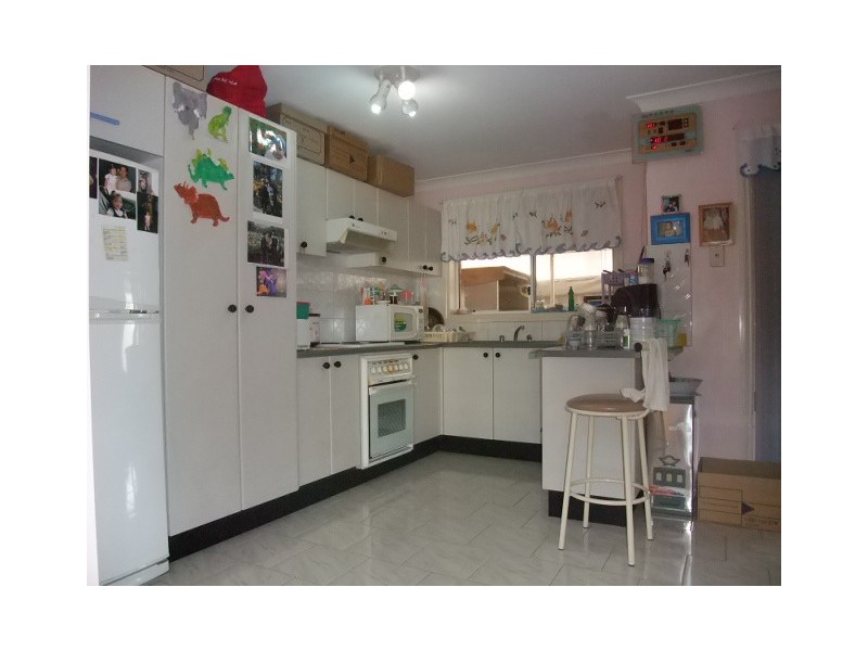 Edensor Park NSW 2176