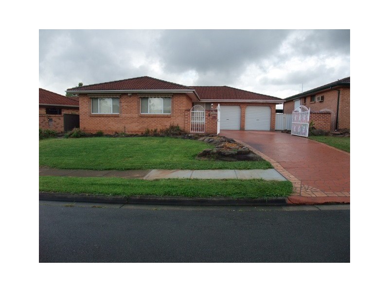 12 Condello Crescent, Edensor Park NSW 2176