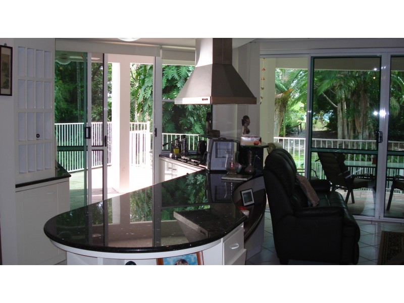 1/2-4 Deauville Close, Yorkeys Knob QLD 4878
