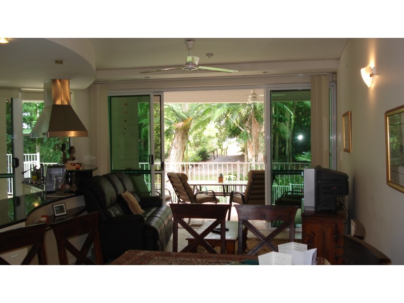 1/2-4 Deauville Close, Yorkeys Knob QLD 4878