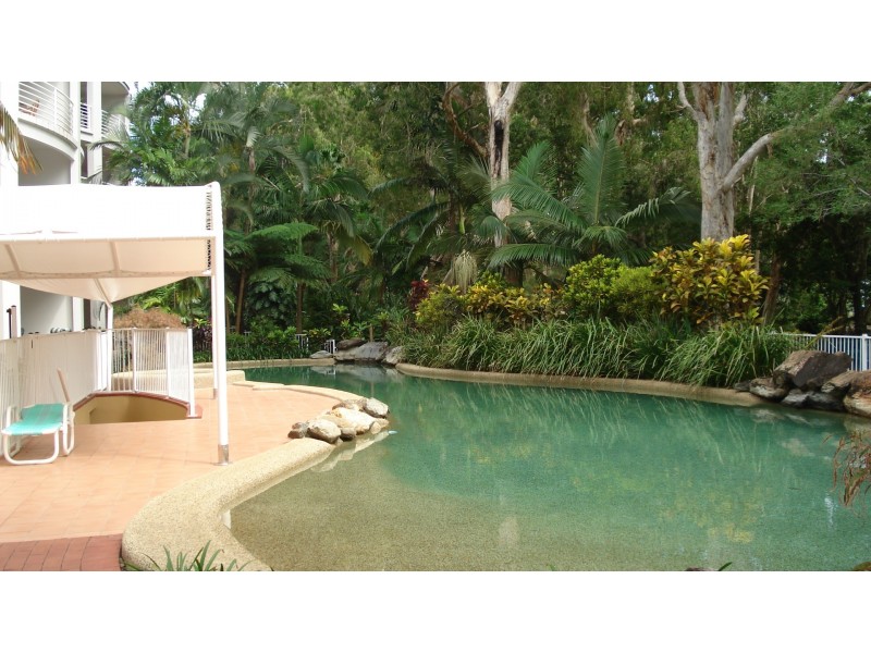 1/2-4 Deauville Close, Yorkeys Knob QLD 4878