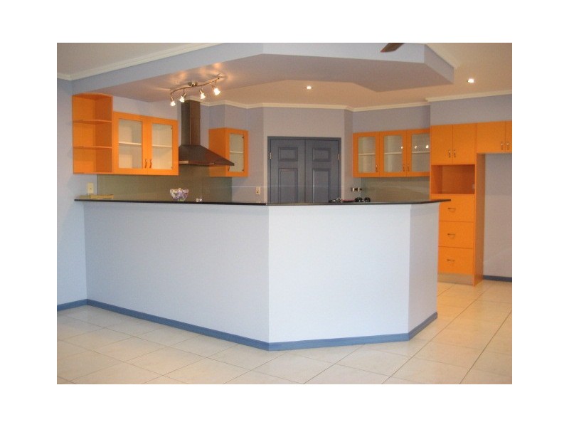 3 Kawana Street, Caravonica QLD 4878