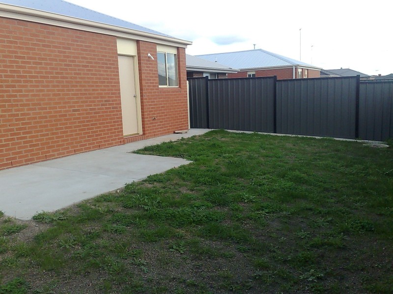 57 Canterbury Road East, Lara VIC 3212