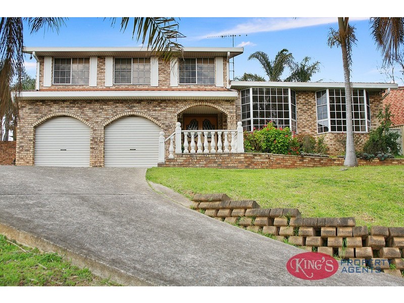 15 Clareville Cl., Woodbine NSW 2560