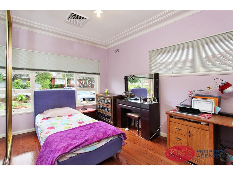 15 Bettina Court, Greenacre NSW 2190