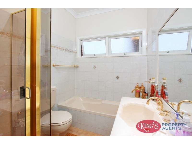 15 Bettina Court, Greenacre NSW 2190