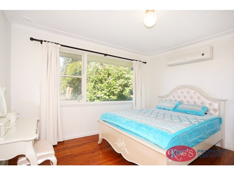 4 Ambleside Drive, Castle Hill NSW 2154