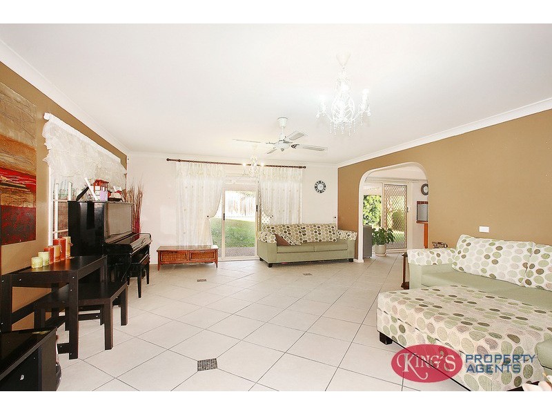 15 Castlewood Dr., Castle Hill NSW 2154