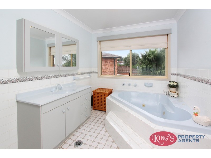 23 Kimberly Court, Bella Vista NSW 2153