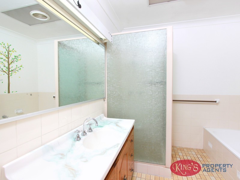 2/7 Conie Ave., Baulkham Hills NSW 2153