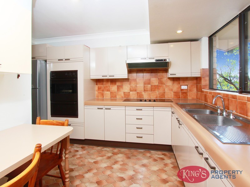 2/7 Conie Ave., Baulkham Hills NSW 2153