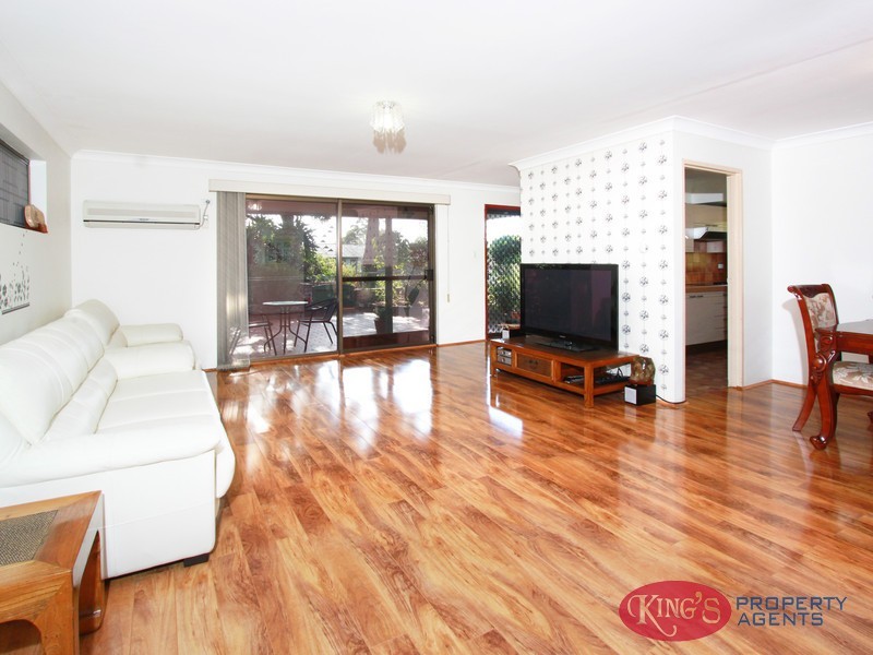 2/7 Conie Ave., Baulkham Hills NSW 2153