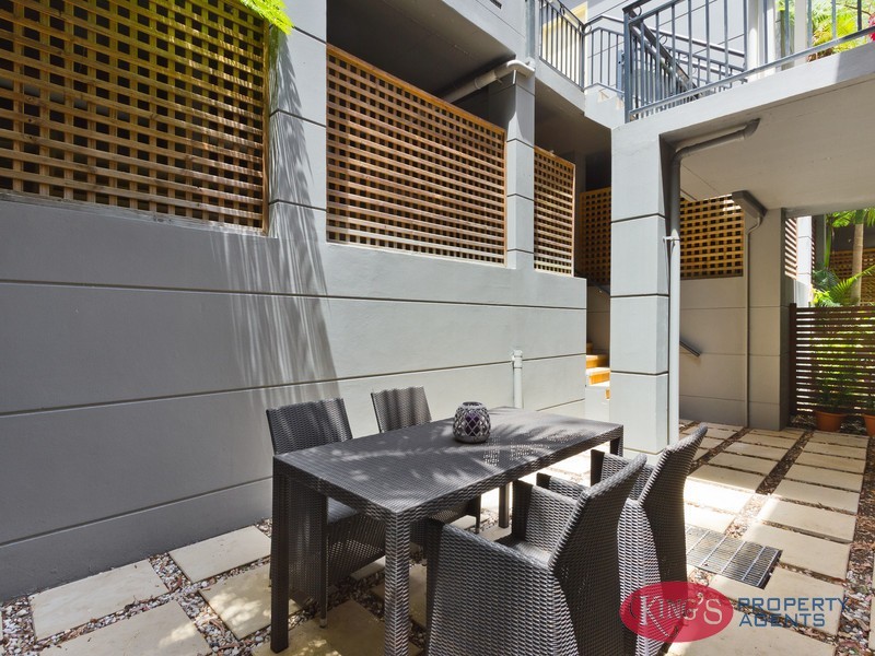4/2-4 Bloomsbury Ave, Pymble NSW 2073