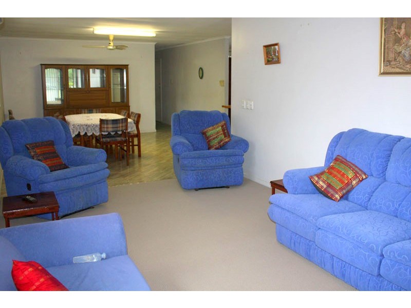 12 Twenty Eighth Ave, Palm Beach QLD 4221