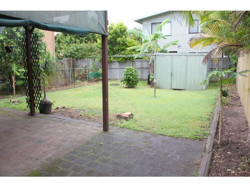 12 Twenty Eighth Ave, Palm Beach QLD 4221