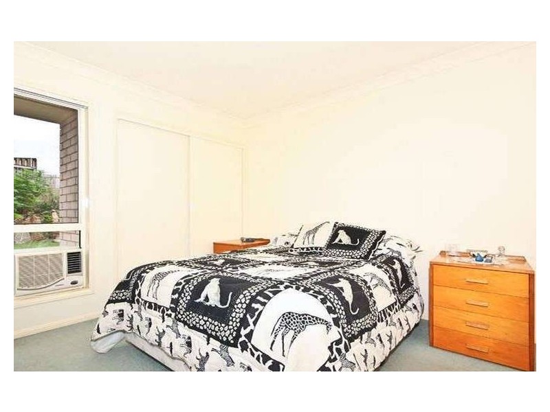 2 Paddington Drive, Carrara QLD 4211
