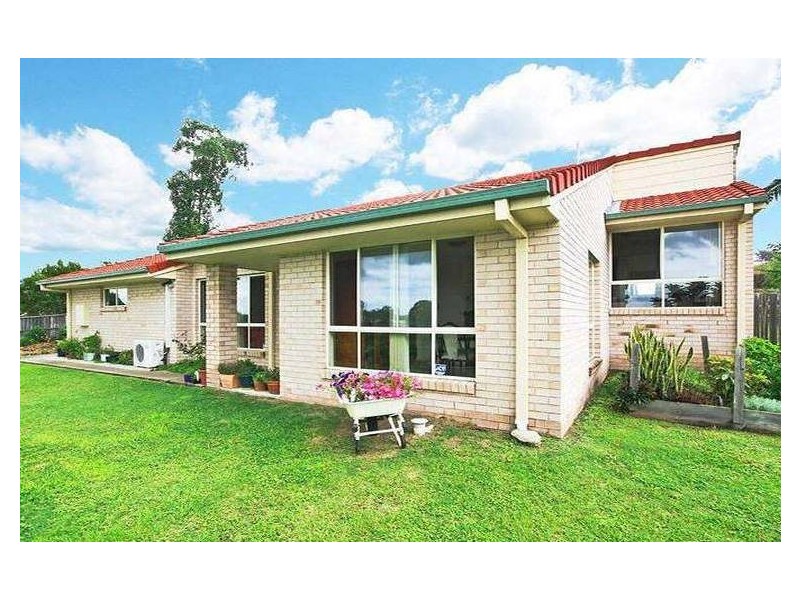 2 Paddington Drive, Carrara QLD 4211