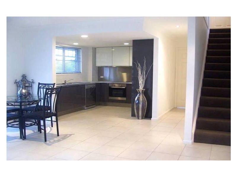 34 Paddington, Carrara QLD 4211