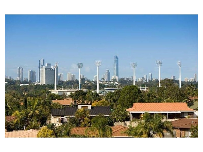 34 Paddington, Carrara QLD 4211