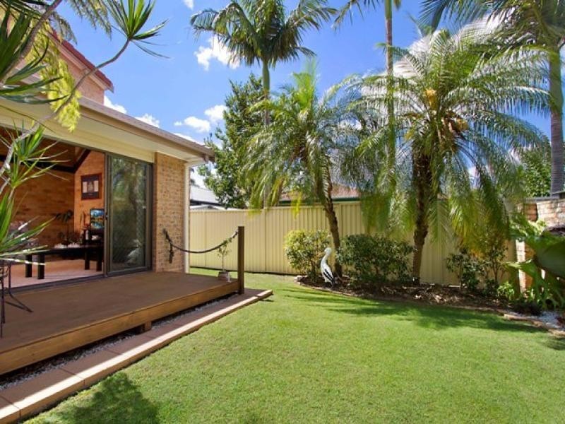 4 Ruff Court, Burleigh Waters QLD 4220