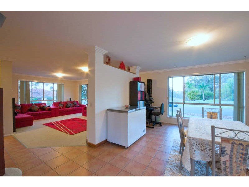 35 Lancashire Drive, Mudgeeraba QLD 4213