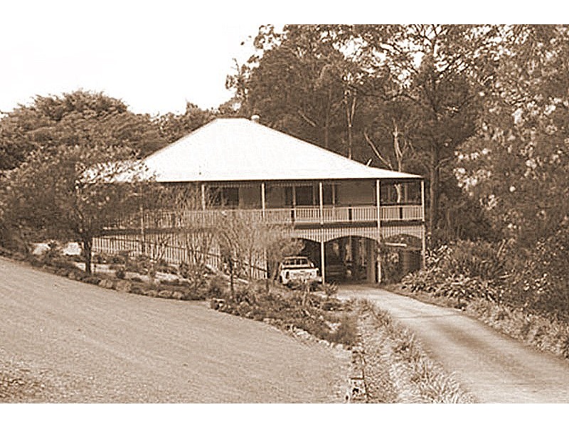 11 Wisteria Court, Tallebudgera Valley QLD 4228