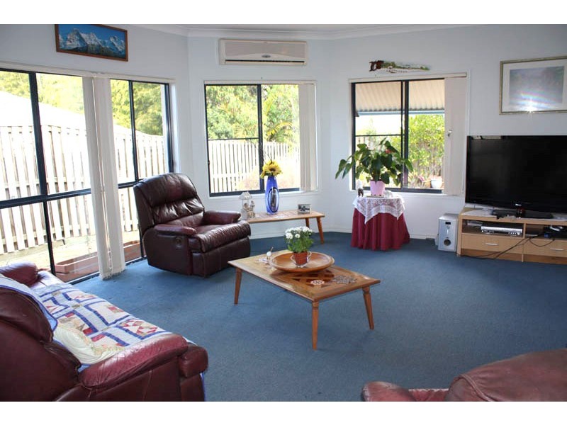 13 Montville street, Varsity Lakes QLD 4227