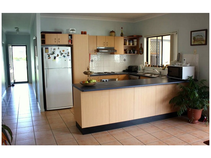 13 Montville street, Varsity Lakes QLD 4227