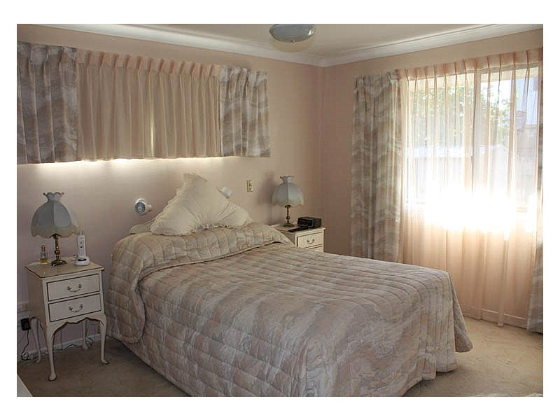 1/17 Wagtail Ct, Burleigh Waters QLD 4220