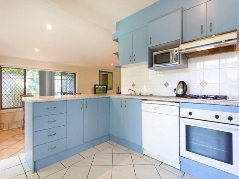 42 DJERRAL AVE, Burleigh Heads QLD 4220