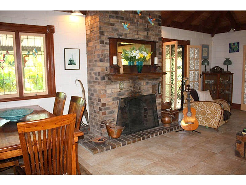 8 Harry Mills Drive, Worongary QLD 4213