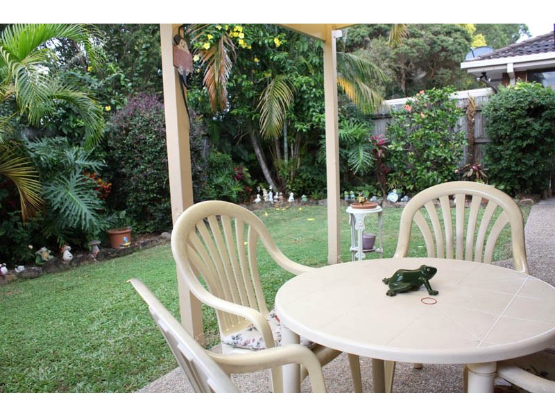 2/81 Treeview Drive, Burleigh Waters QLD 4220