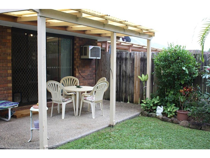 2/81 Treeview Drive, Burleigh Waters QLD 4220