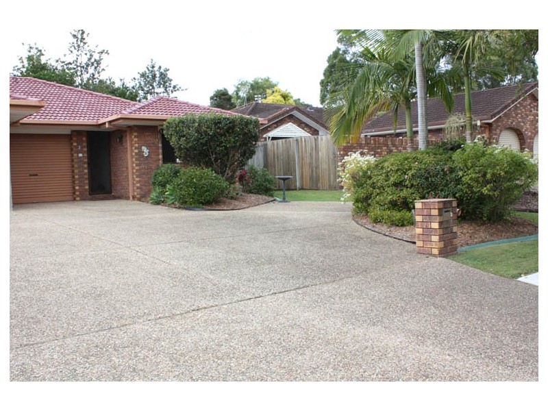 2/81 Treeview Drive, Burleigh Waters QLD 4220