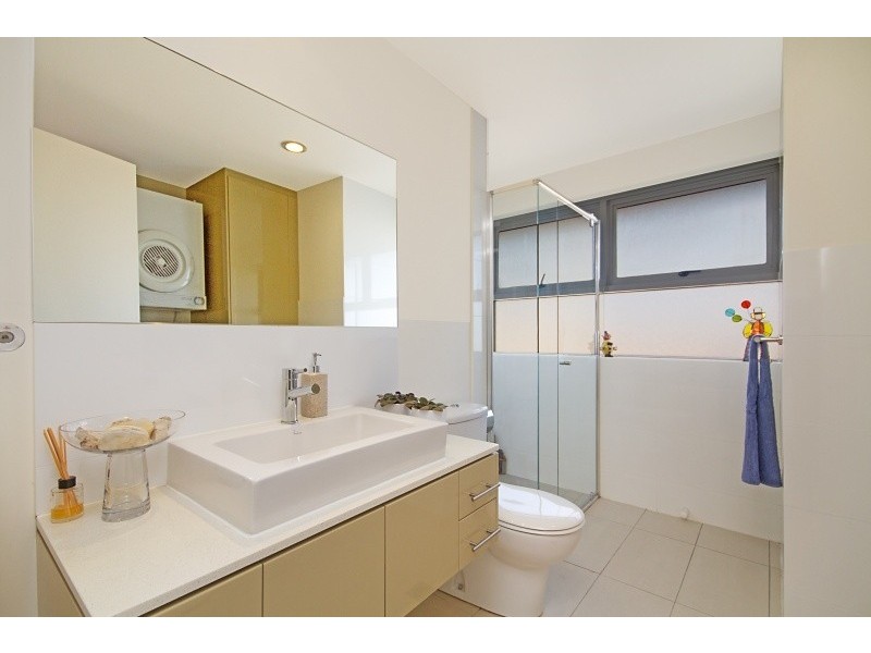 1 Toombul Ave, Miami QLD 4220
