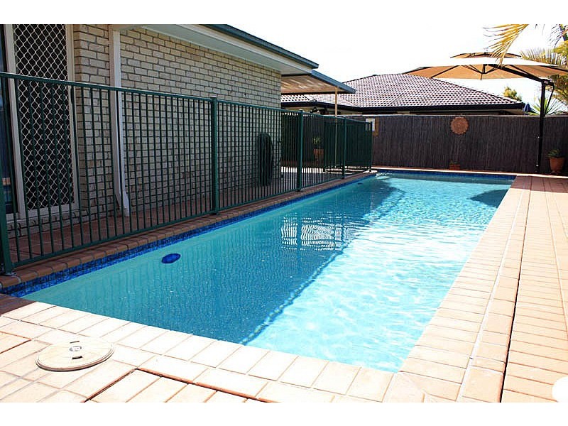 62 BAEKEA DRIVE, Elanora QLD 4221