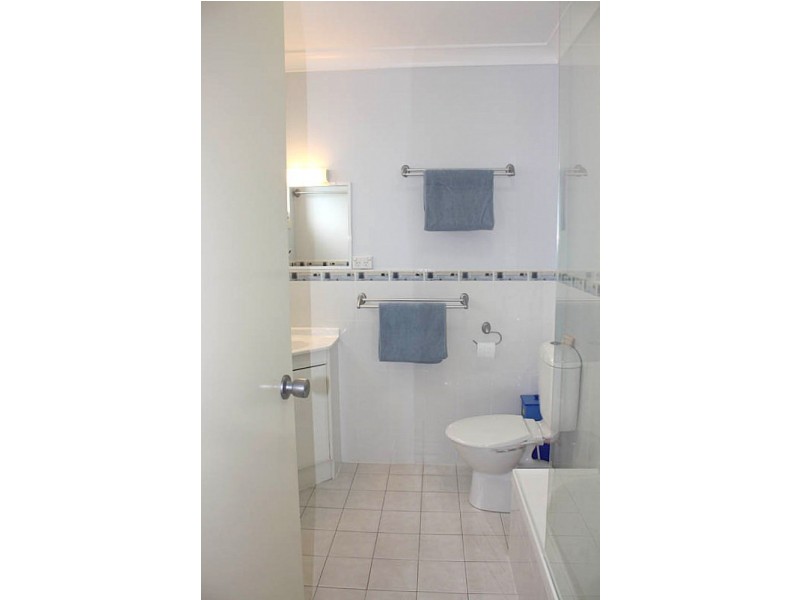 14 Jefferson Lane, Palm Beach QLD 4221