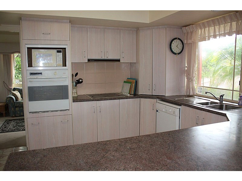 17 Ringwood Ct, Robina QLD 4226