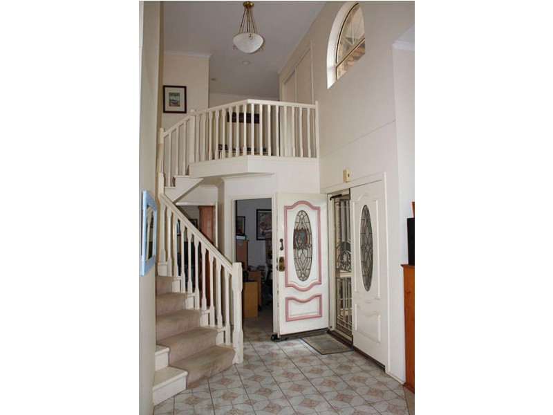 17 Ringwood Ct, Robina QLD 4226