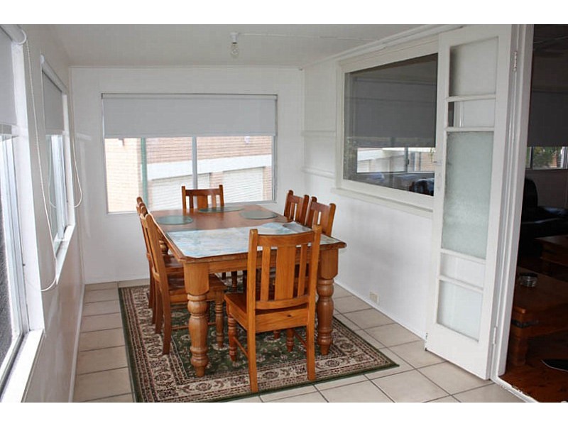 4 TWENTY EIGHTH AVE, Palm Beach QLD 4221