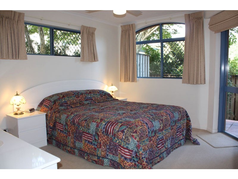 6/4-10 MONTE CARLO AVE, Surfers Paradise QLD 4217