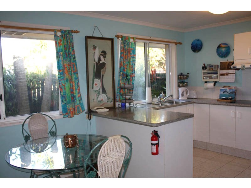 2/9 FIONA STREET, Biggera Waters QLD 4216