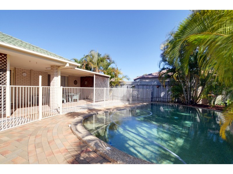 54 Warbler Parade, Varsity Lakes QLD 4227